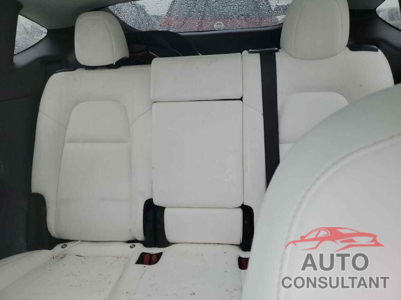 TESLA MODEL Y 2020 - 5YJYGDEE4LF052702