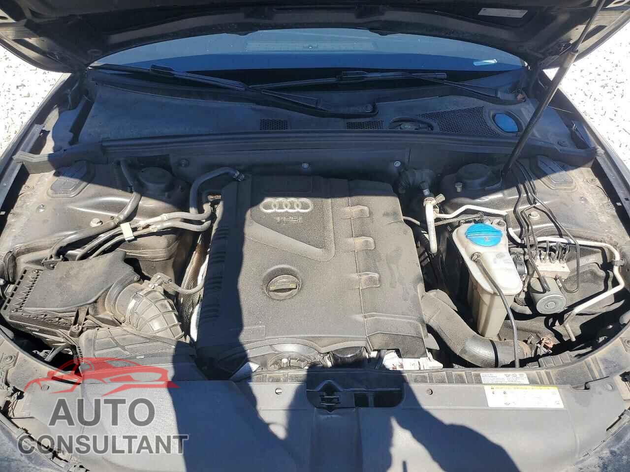 AUDI A5 2013 - WAUVFAFR4DA002010