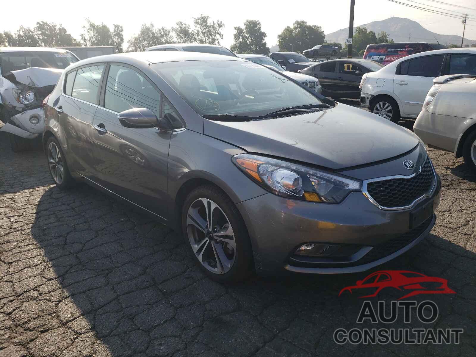 KIA FORTE 2016 - KNAFX5A89G5631153