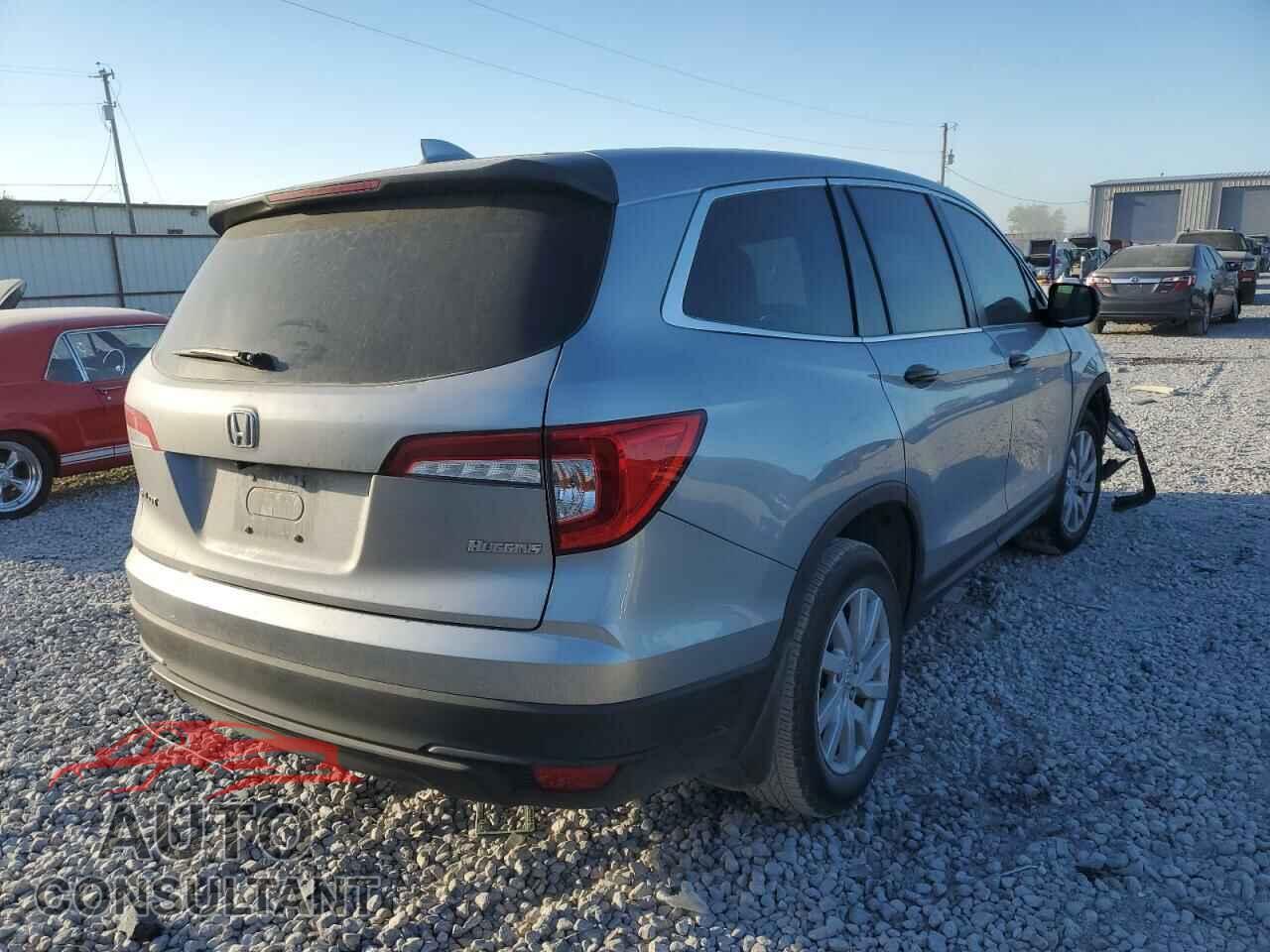 HONDA PILOT 2019 - 5FNYF5H10KB024136