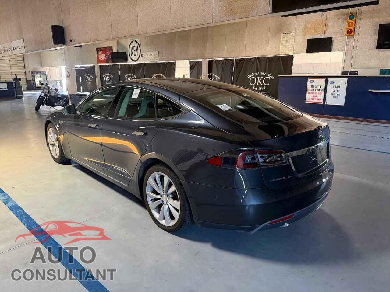 TESLA MODEL S 2014 - 5YJSA1H19EFP51597