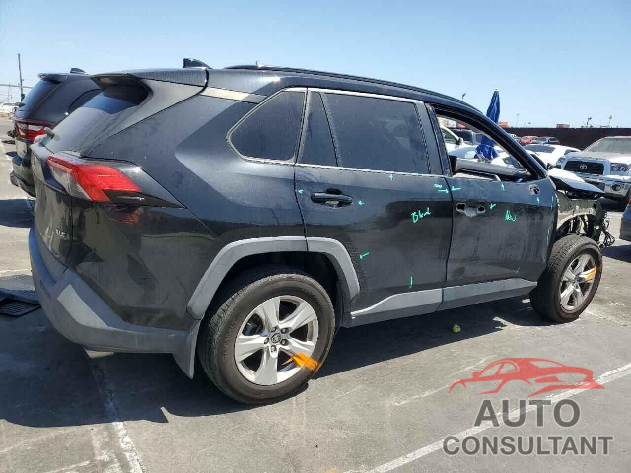 TOYOTA RAV4 2021 - 2T3W1RFV2MC110856