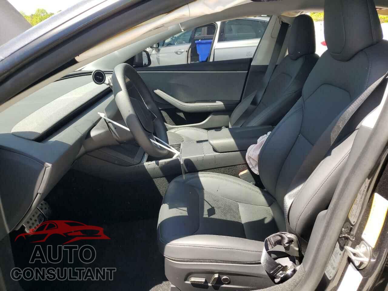 TESLA MODEL 3 2024 - 5YJ3E1EA1RF834301