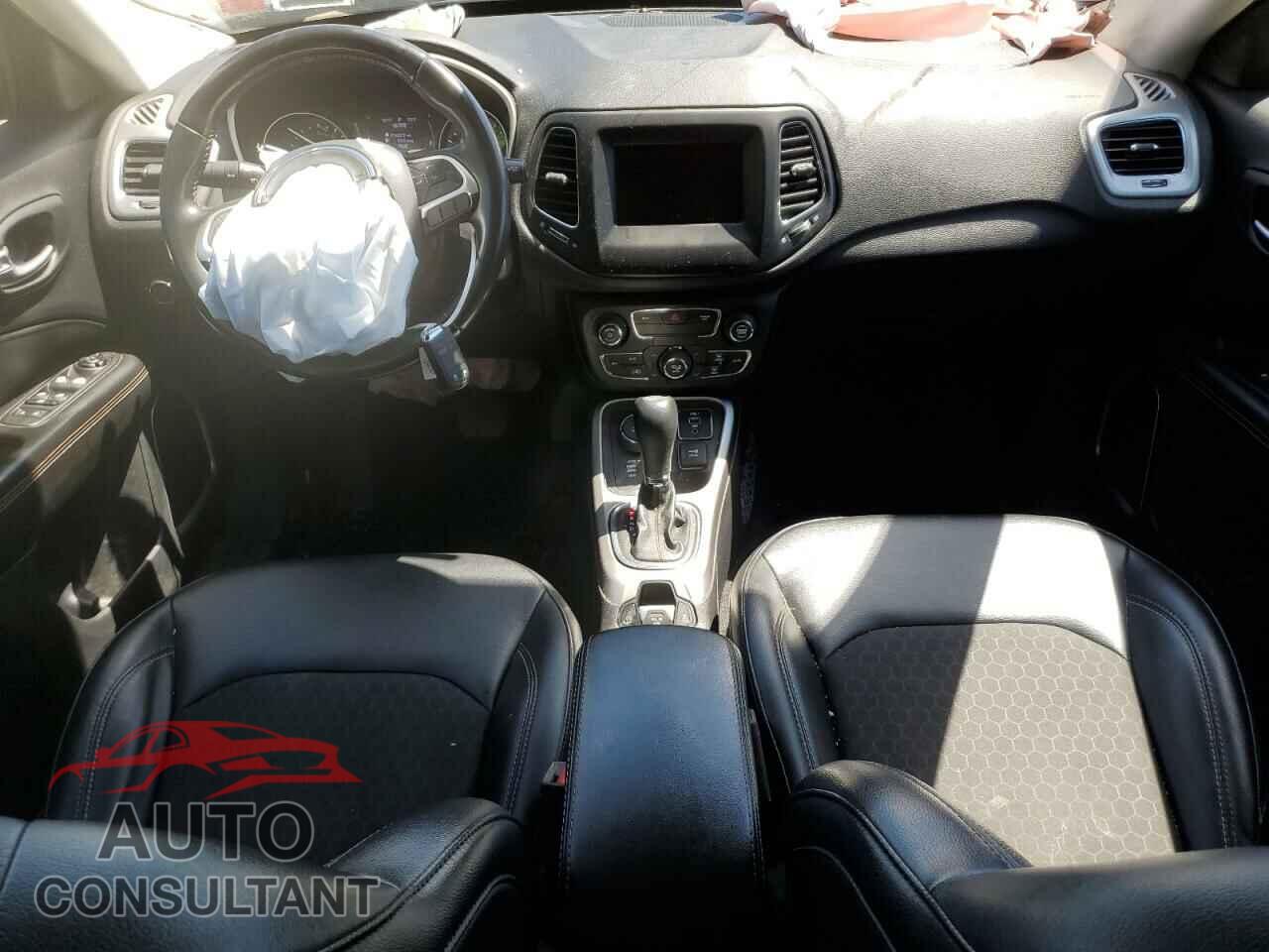 JEEP COMPASS 2019 - 3C4NJDBB1KT807805