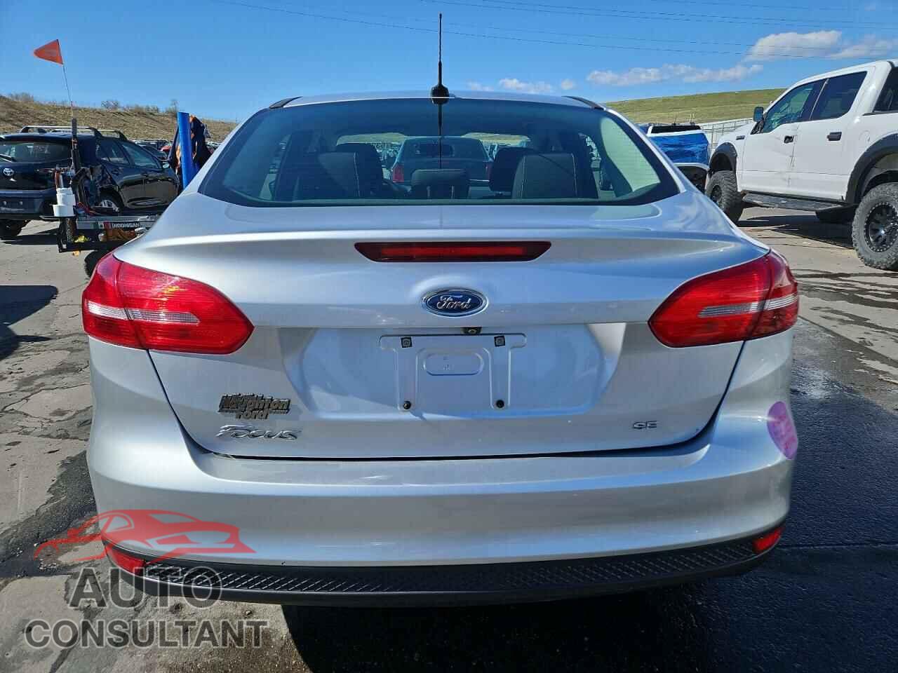 FORD FOCUS 2017 - 1FADP3F2XHL277097