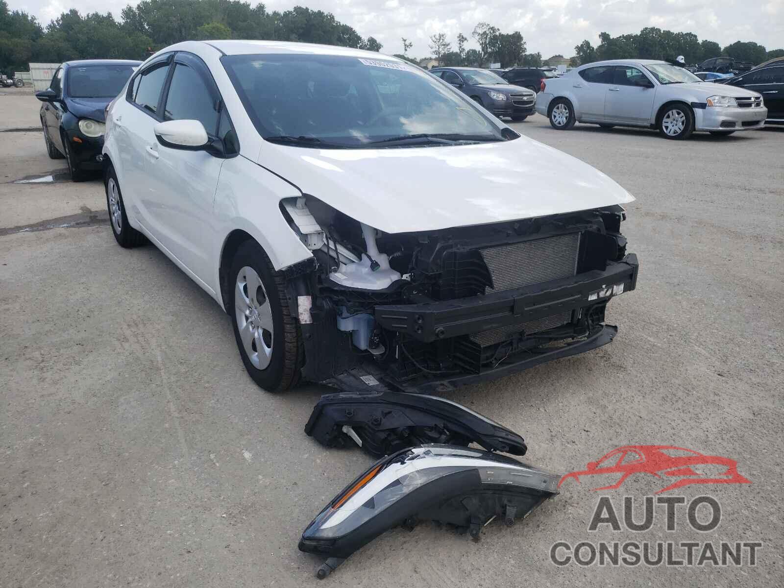 KIA FORTE 2018 - 3KPFK4A75JE218709