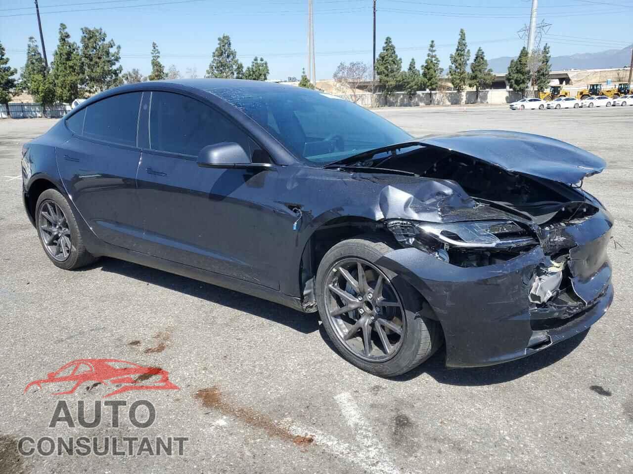 TESLA MODEL 3 2024 - 5YJ3E1EA5RF831272