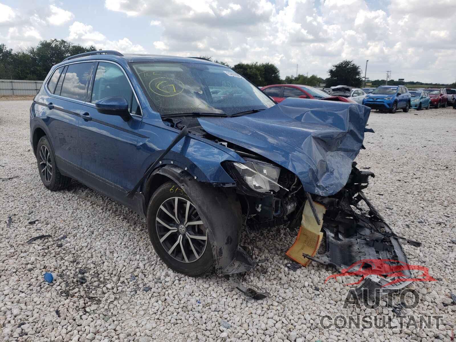 VOLKSWAGEN TIGUAN 2019 - 3VV2B7AX8KM069866