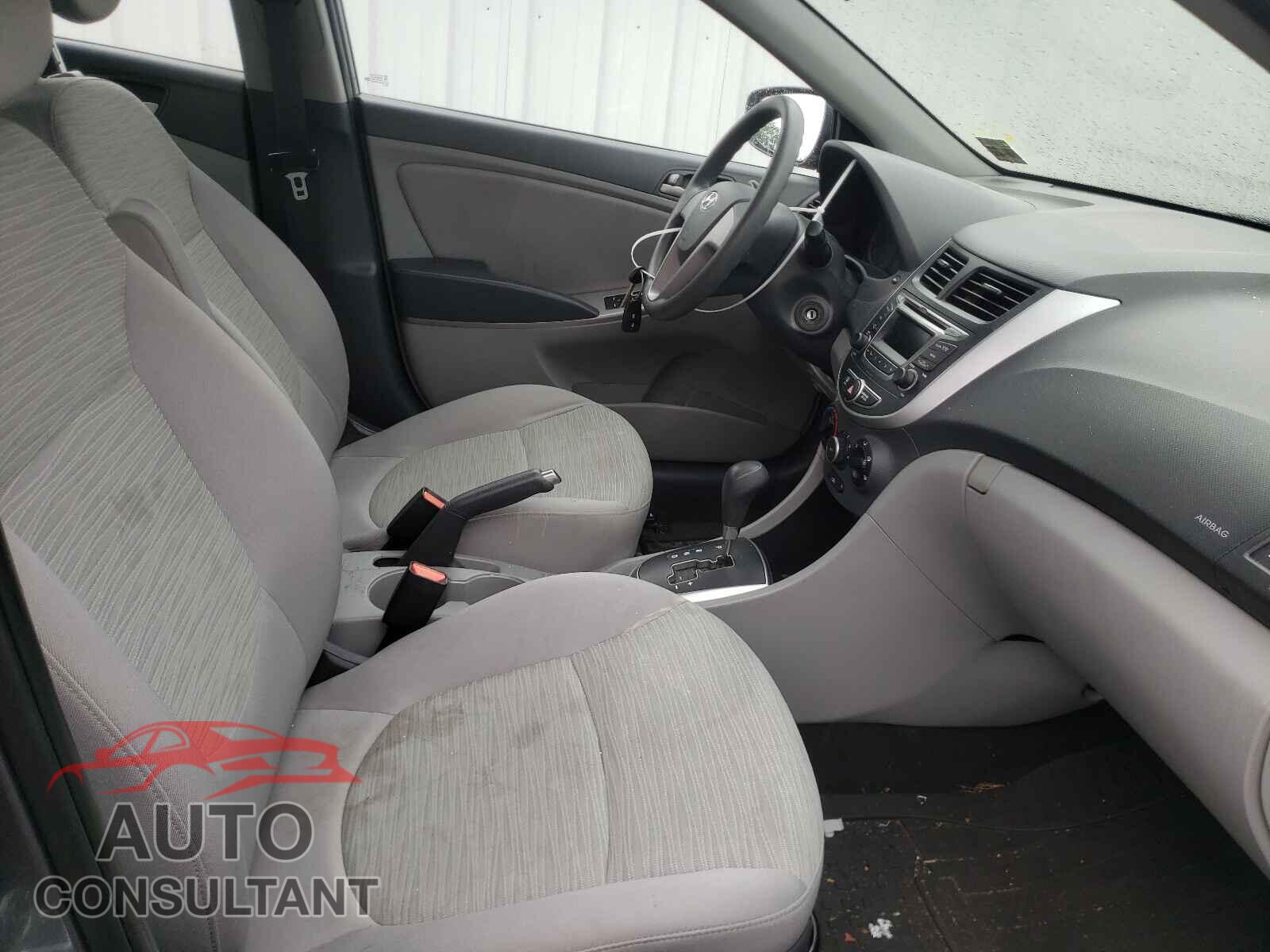 HYUNDAI ACCENT 2017 - KMHCT4AE3HU174652