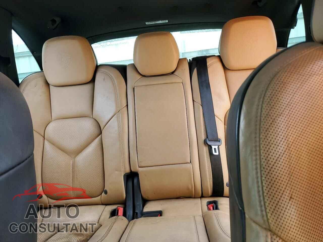 PORSCHE CAYENNE 2017 - WP1AA2A2XHKA91838