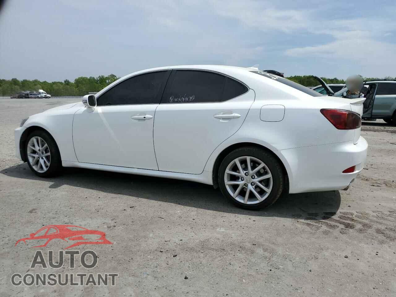 LEXUS IS 2012 - JTHCE5C29C5002439