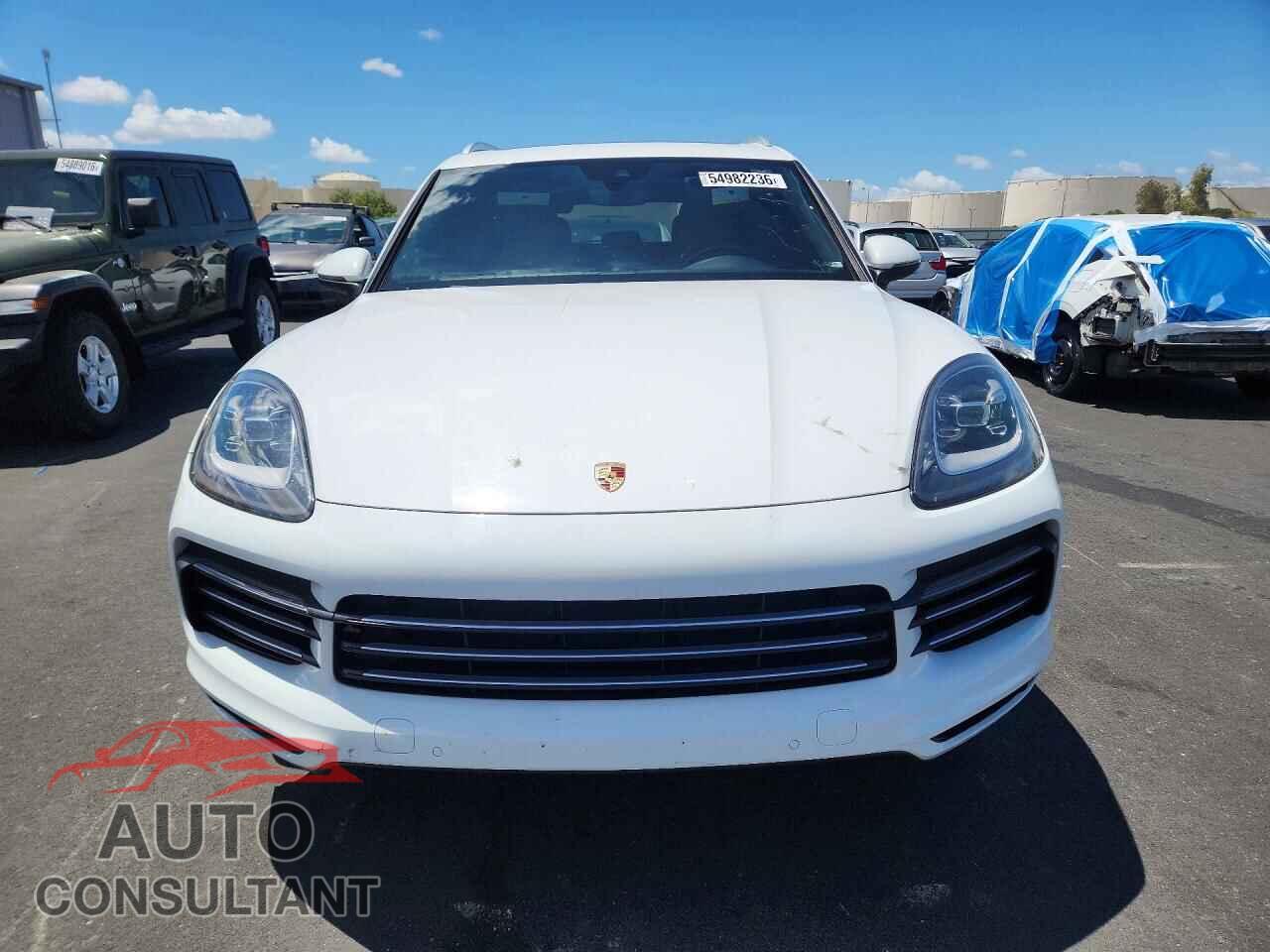 PORSCHE CAYENNE 2019 - WP1AA2AY1KDA12914