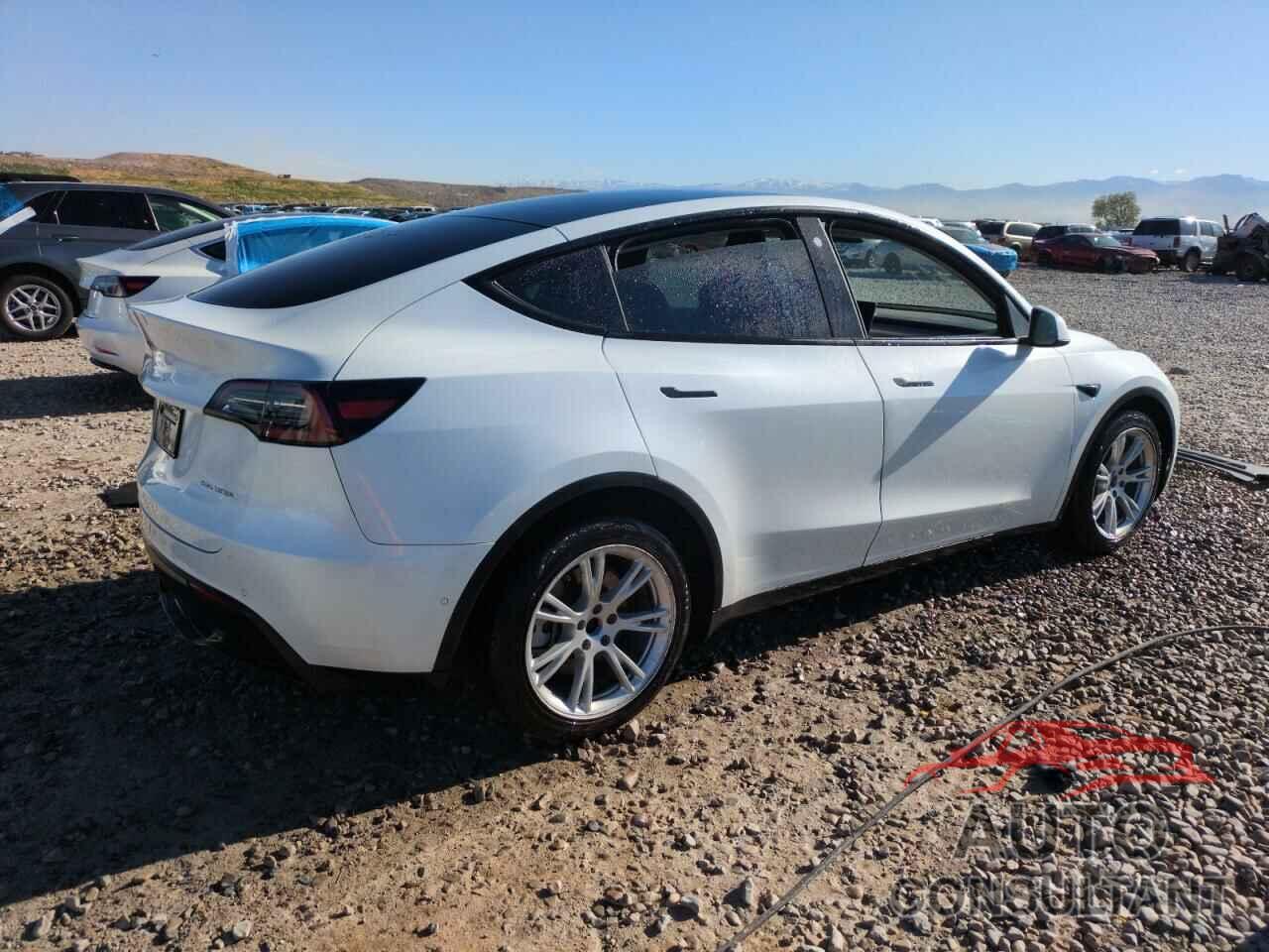 TESLA MODEL Y 2022 - 7SAYGDEE1NF378026