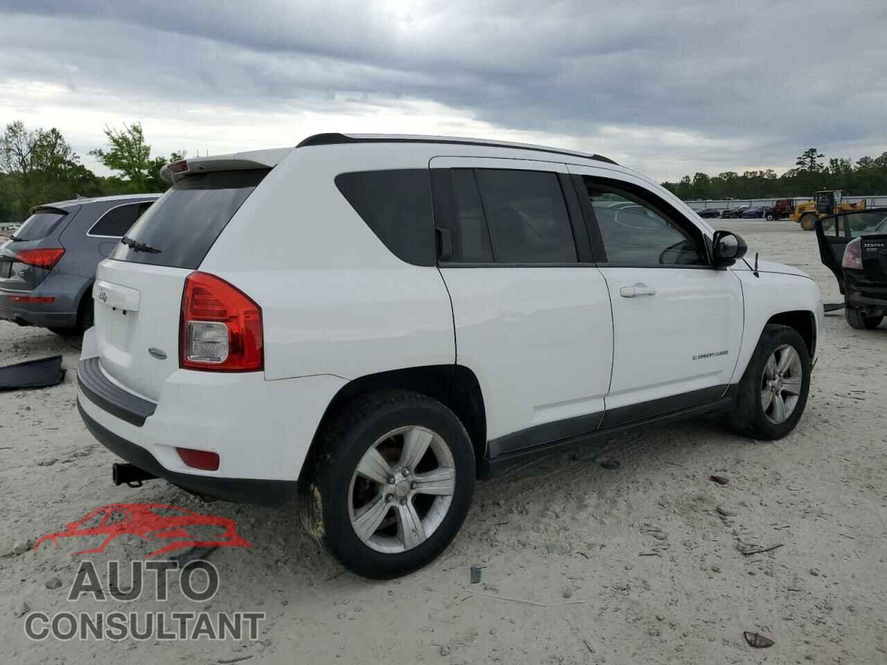 JEEP COMPASS 2011 - 1J4NF1FB7BD176133