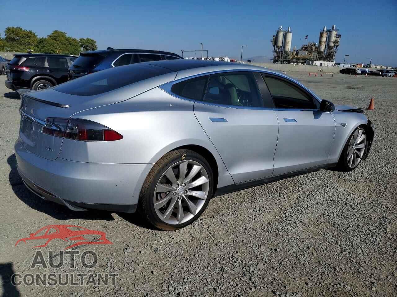 TESLA MODEL S 2013 - 5YJSA1CP0DFP22306