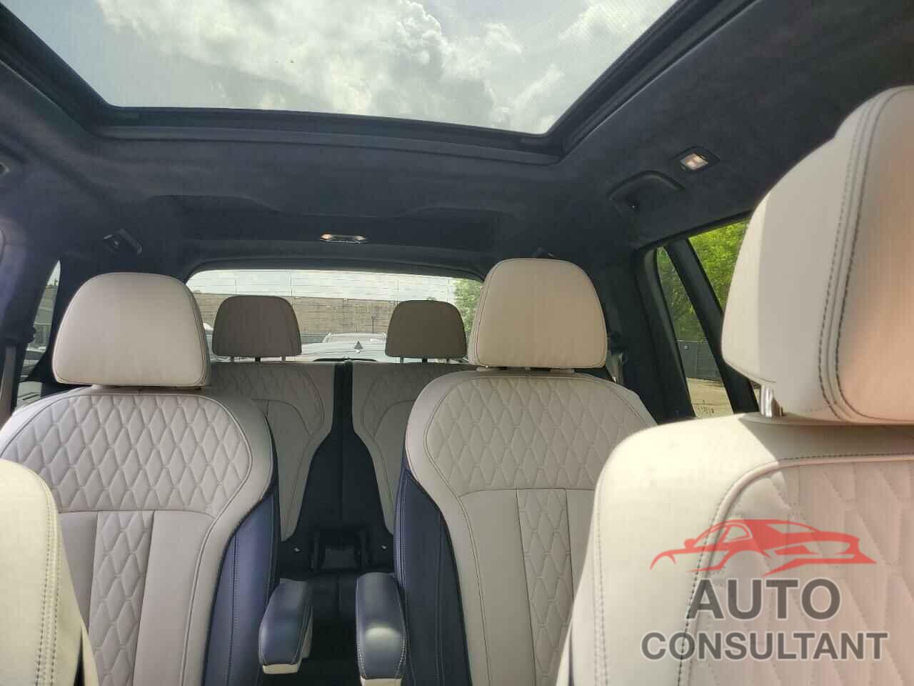 BMW X7 2019 - 5UXCX4C55KLB39891