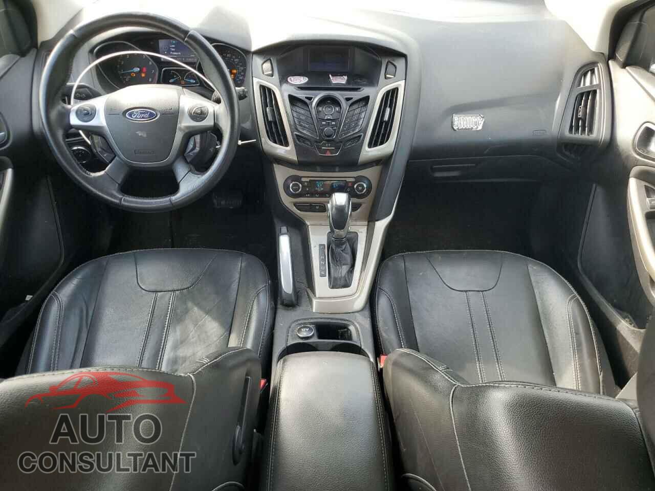 FORD FOCUS 2012 - 1FAHP3M20CL363385