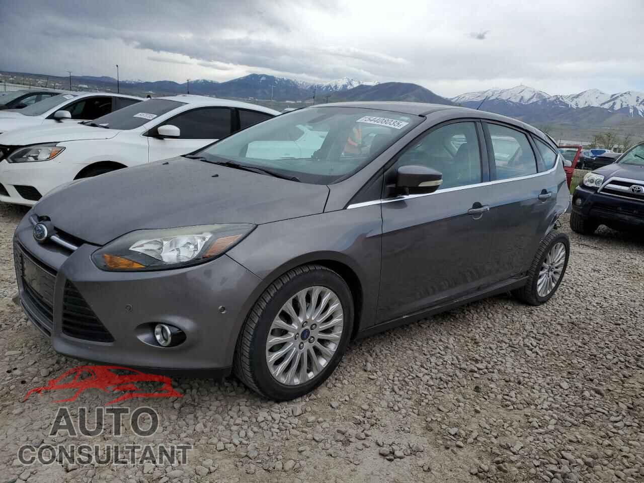 FORD FOCUS 2012 - 1FAHP3N24CL314883