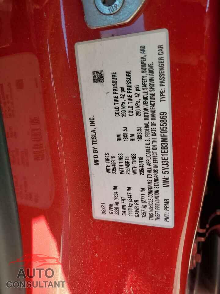 TESLA MODEL 3 2021 - 5YJ3E1EB3MF055869
