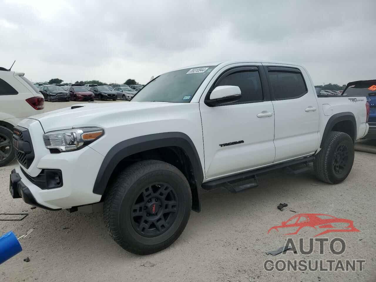 TOYOTA TACOMA 2017 - 5TFAZ5CNXHX026431