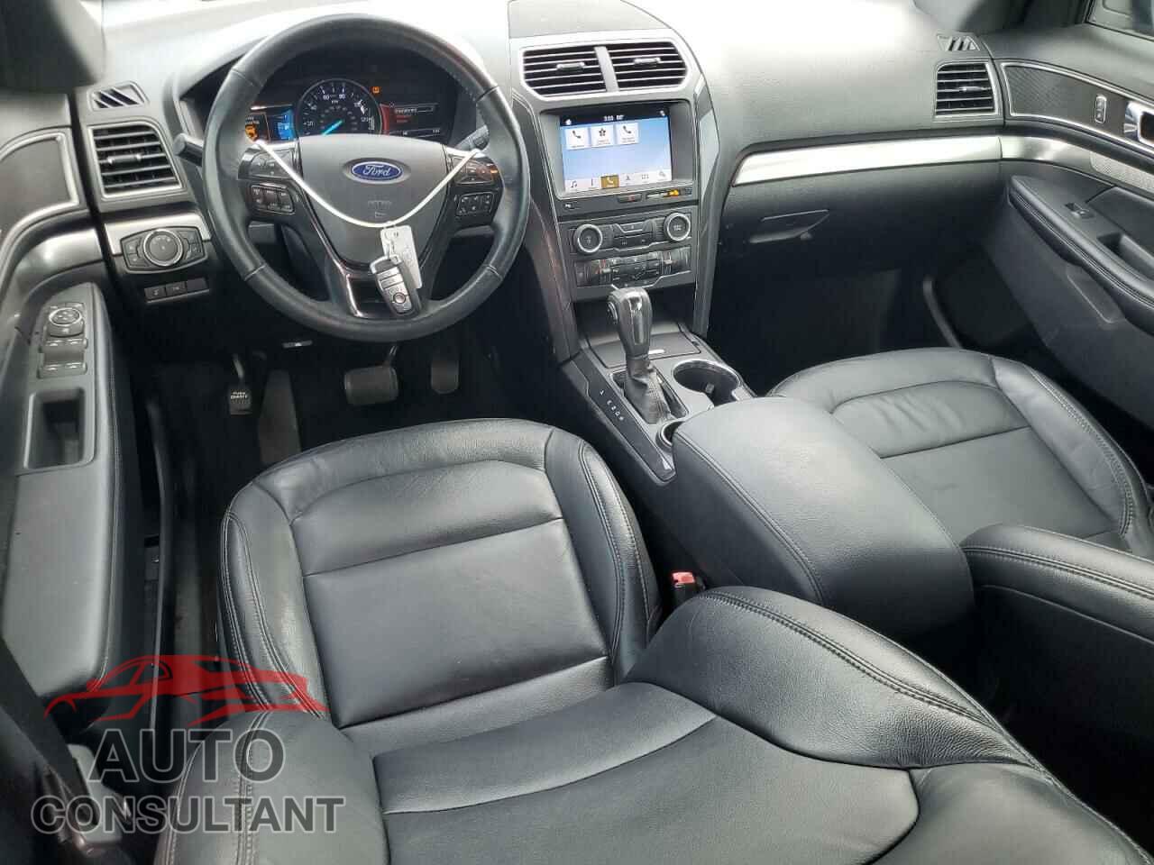 FORD EXPLORER 2018 - 1FM5K7D83JGB85447