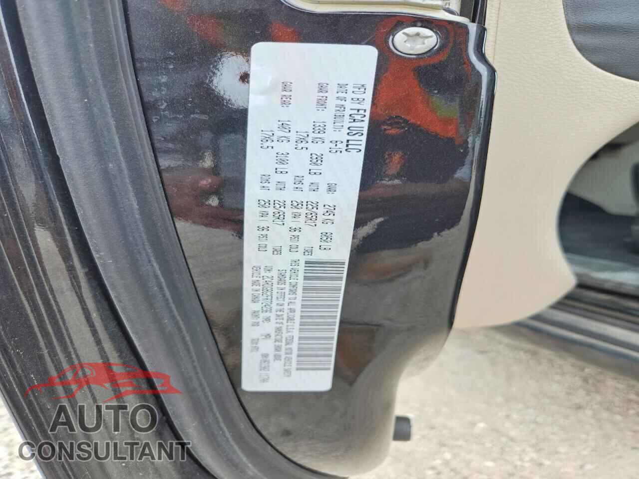 DODGE CARAVAN 2015 - 2C4RDGBG2FR724236