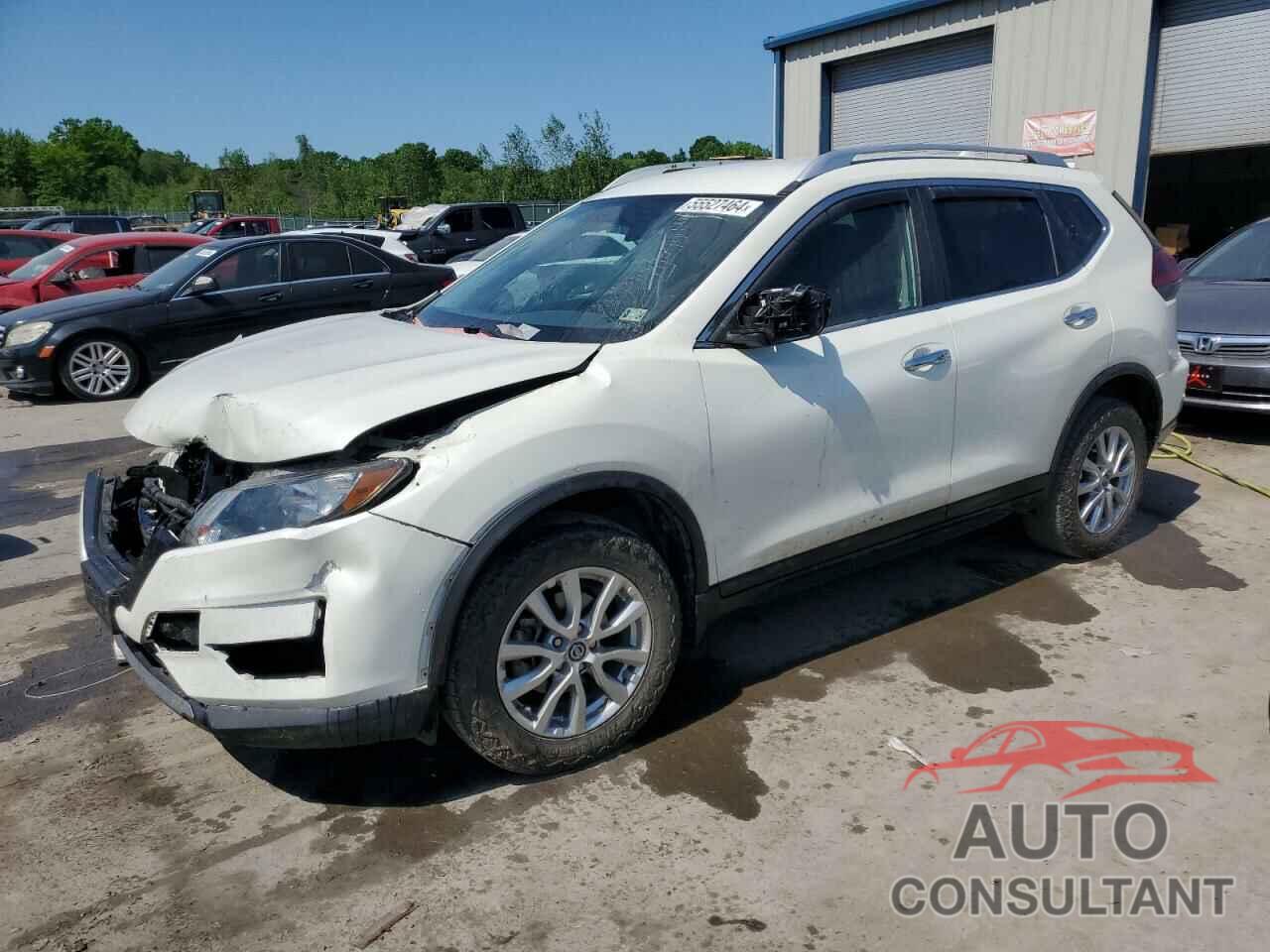 NISSAN ROGUE 2018 - KNMAT2MV7JP579476