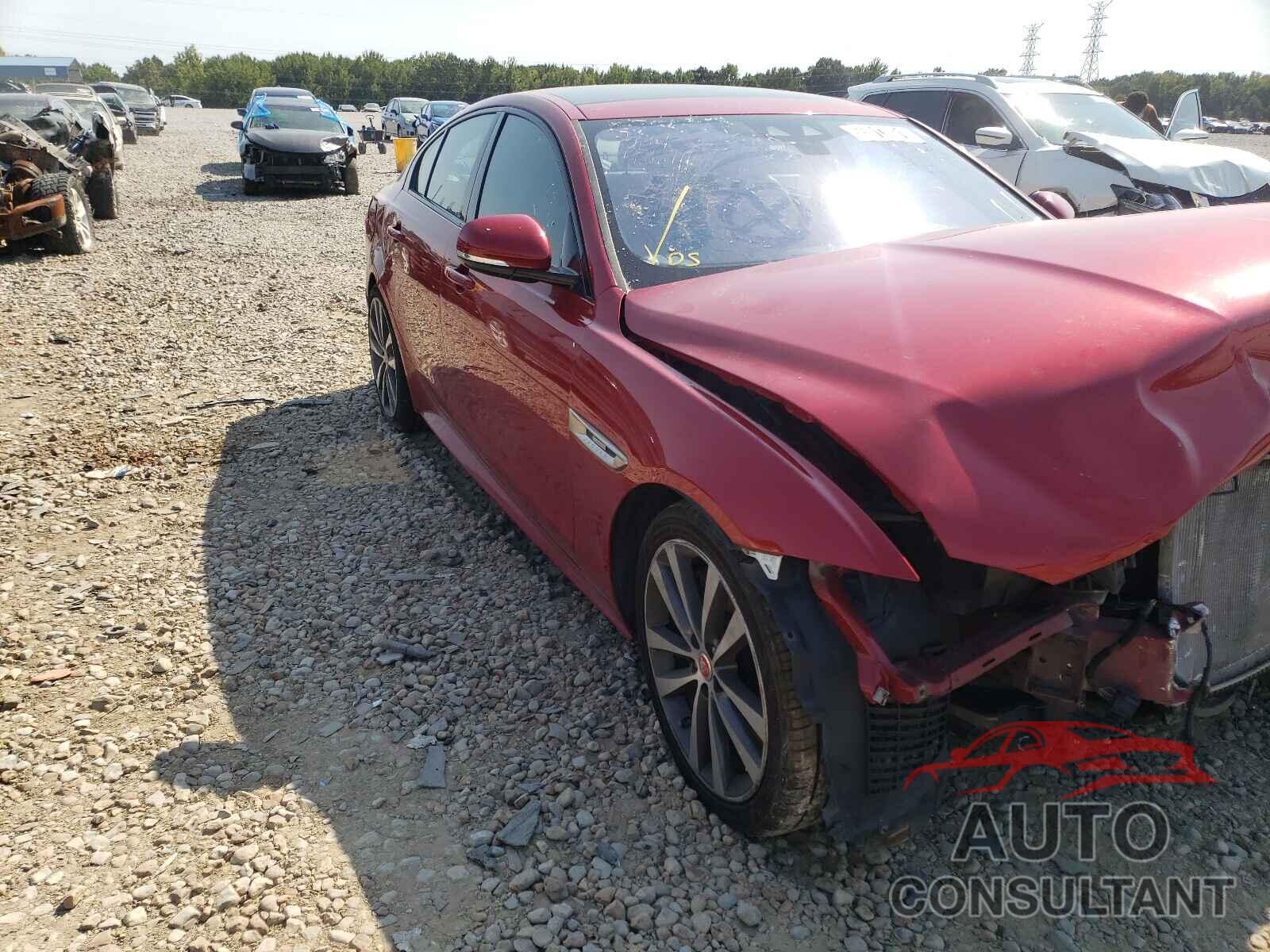 JAGUAR XE 2017 - SAJAF4BV9HA963814