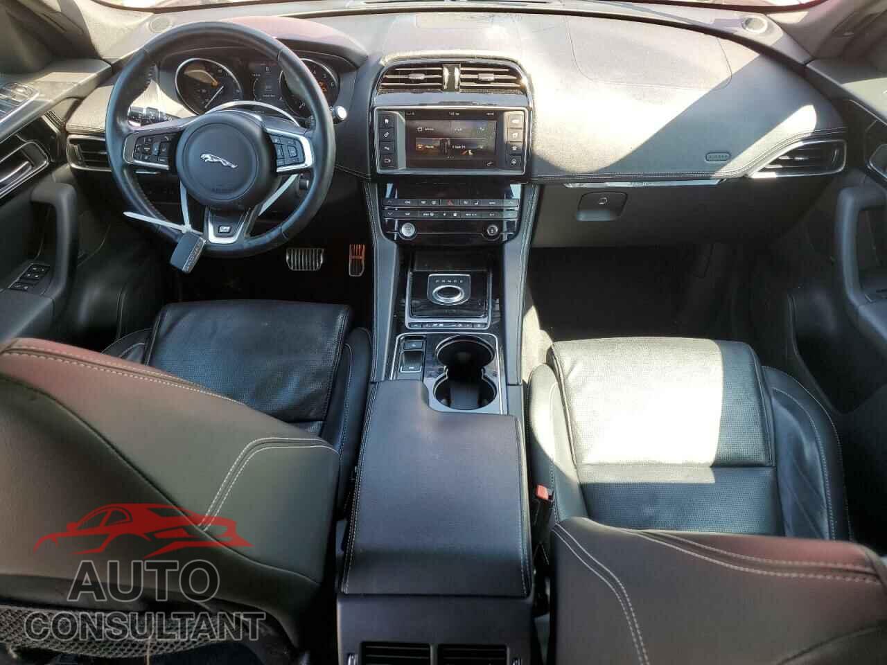 JAGUAR F-PACE 2017 - SADCL2BV2HA069355