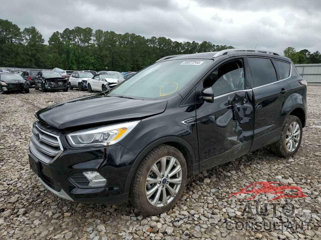 FORD ESCAPE 2017 - 1FMCU9J95HUD66183