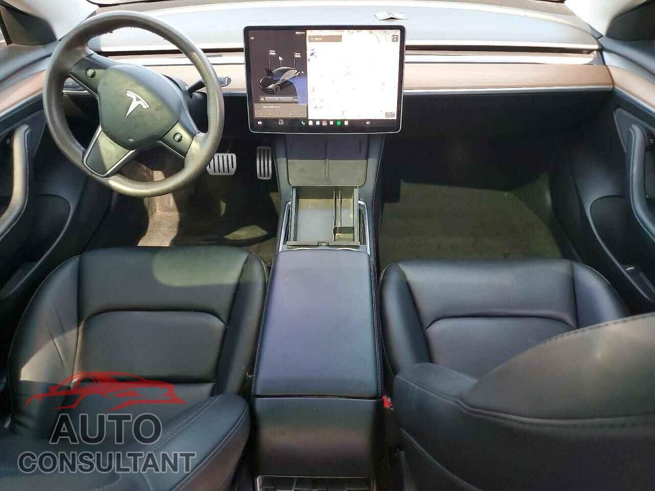 TESLA MODEL 3 2021 - 5YJ3E1EC1MF984659