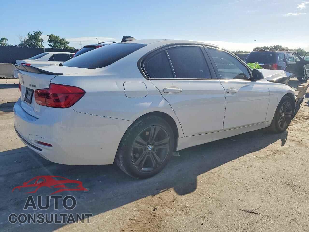 BMW 3 SERIES 2016 - WBA8E9G51GNU30169
