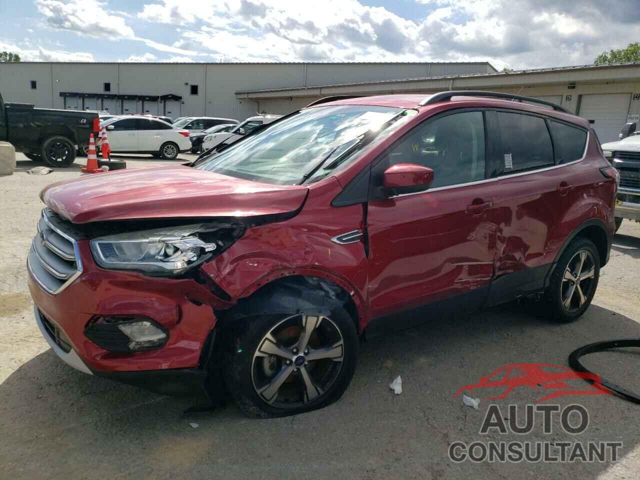 FORD ESCAPE 2017 - 1FMCU0GD7HUD07580