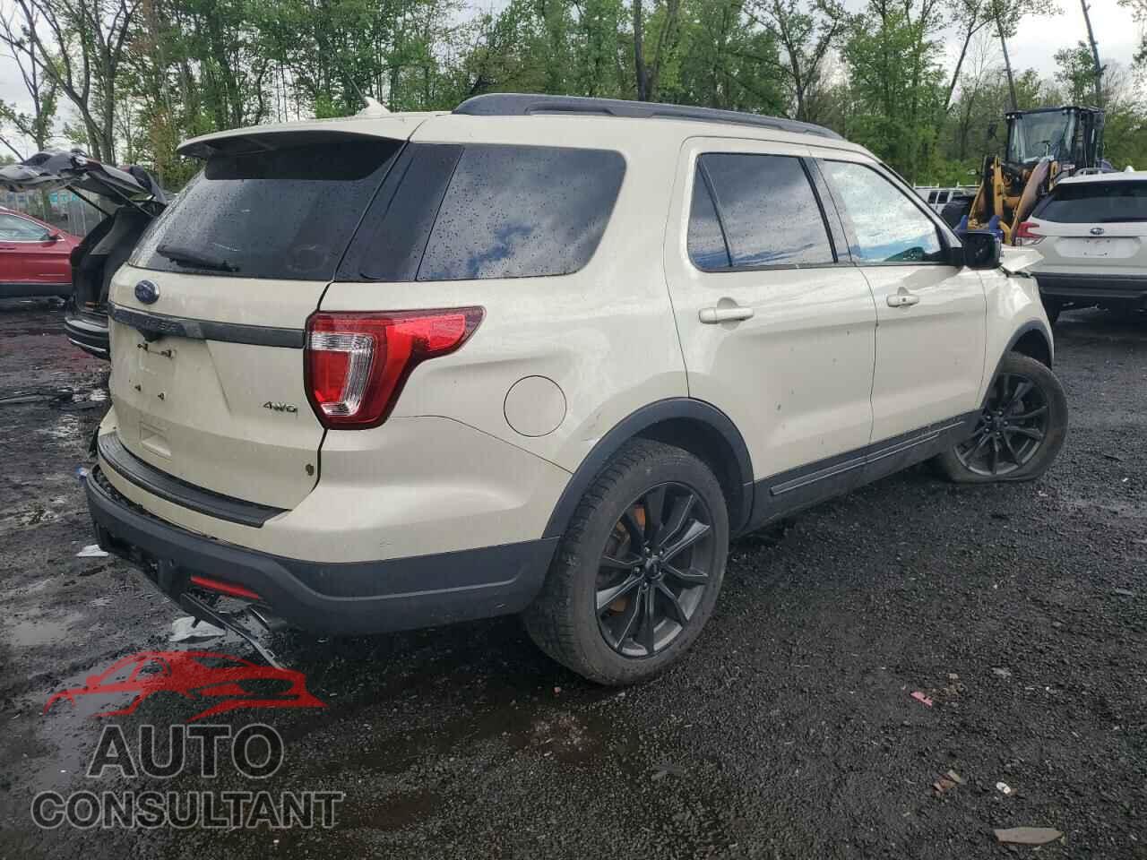 FORD EXPLORER 2018 - 1FM5K8D85JGA17007