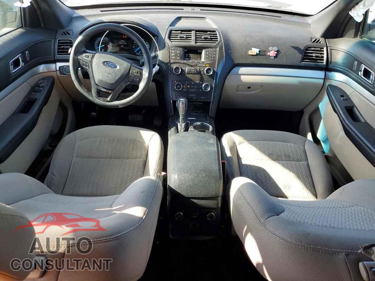 FORD EXPLORER 2018 - 1FM5K7B87JGB18160