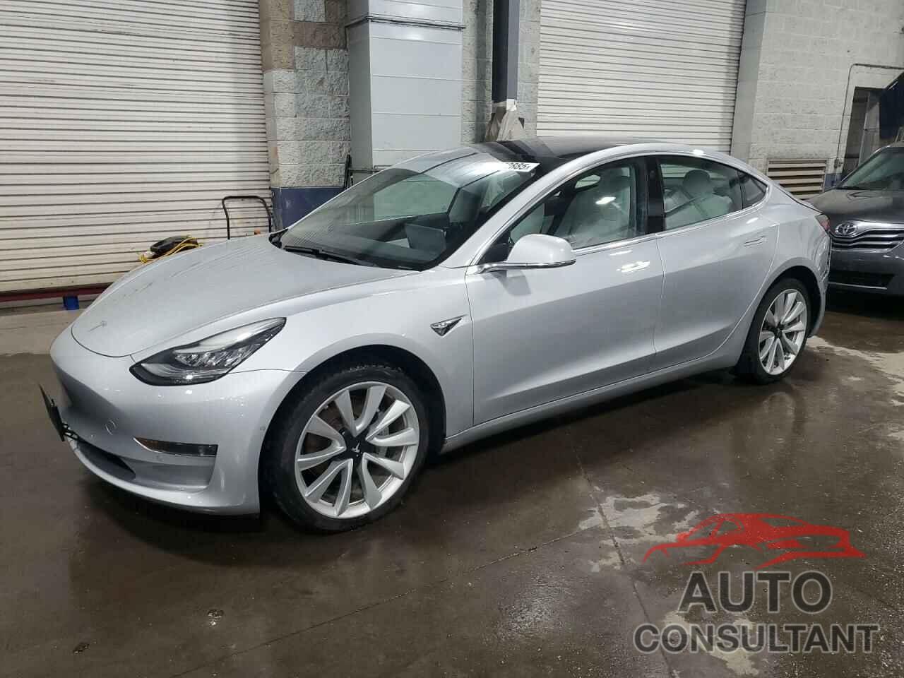 TESLA MODEL 3 2018 - 5YJ3E1EA0JF166611