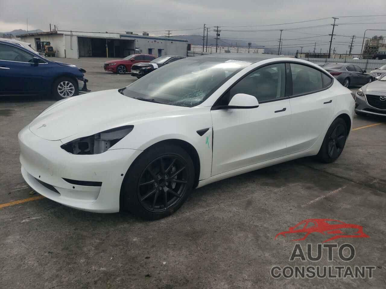 TESLA MODEL 3 2023 - 5YJ3E1EA8PF490852