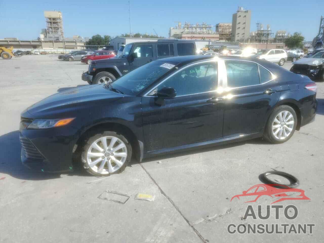 TOYOTA CAMRY 2018 - 4T1B11HK9JU672033