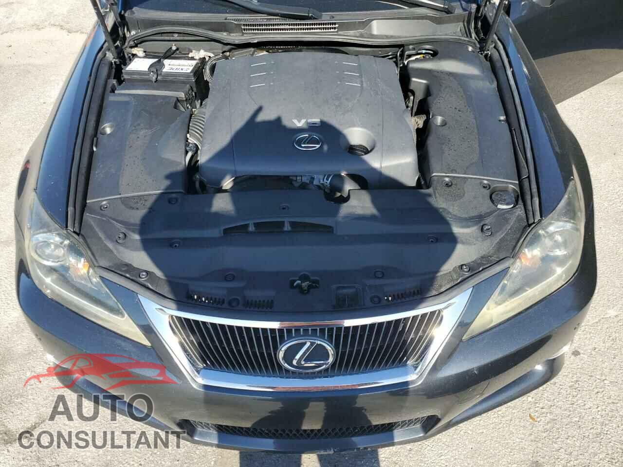 LEXUS IS 2011 - JTHFF2C28B2517151