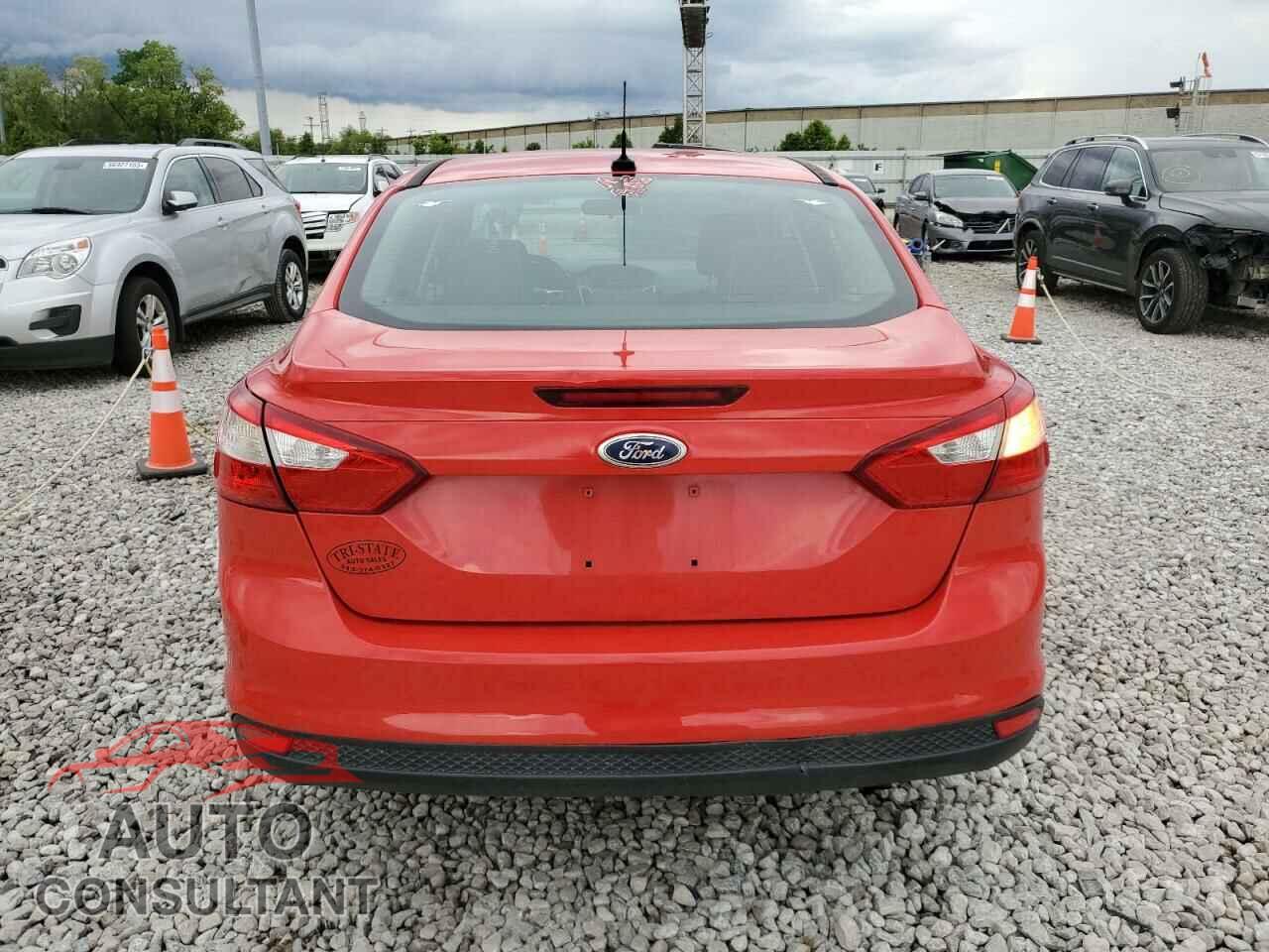 FORD FOCUS 2012 - 1FAHP3F26CL229638