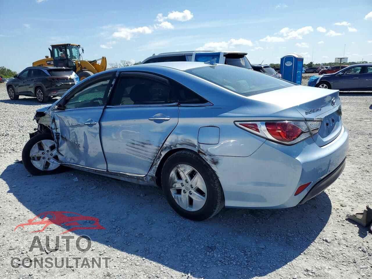 HYUNDAI SONATA 2012 - KMHEC4A40CA036559