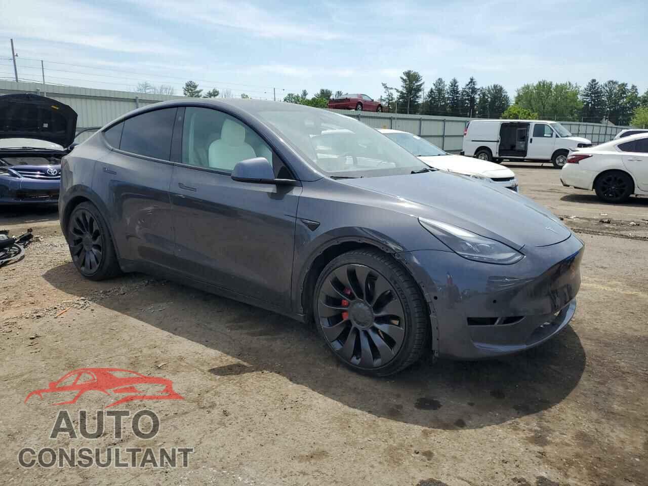 TESLA MODEL Y 2021 - 5YJYGDEF5MF219935