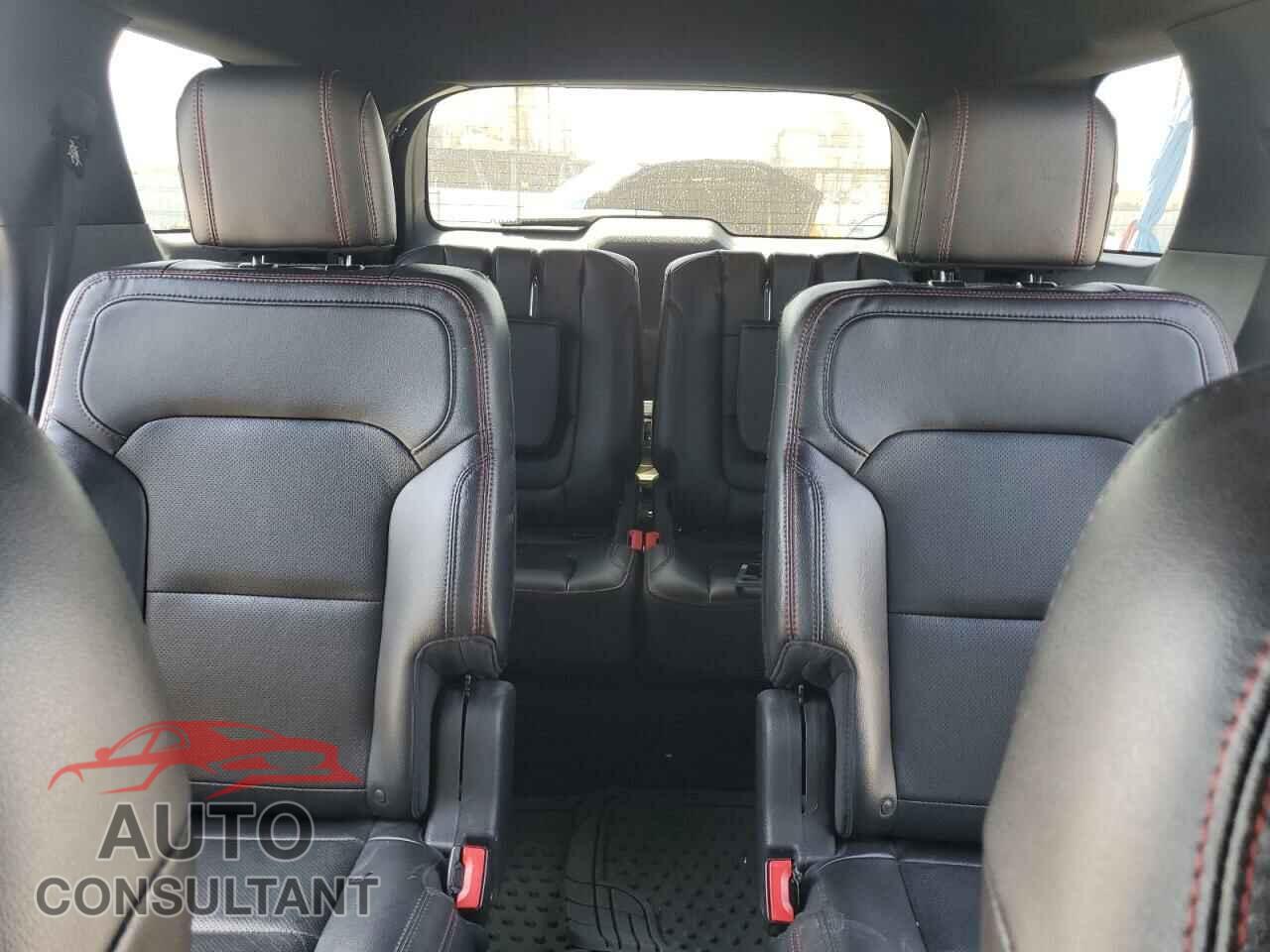 FORD EXPLORER 2017 - 1FM5K8GTXHGA01332