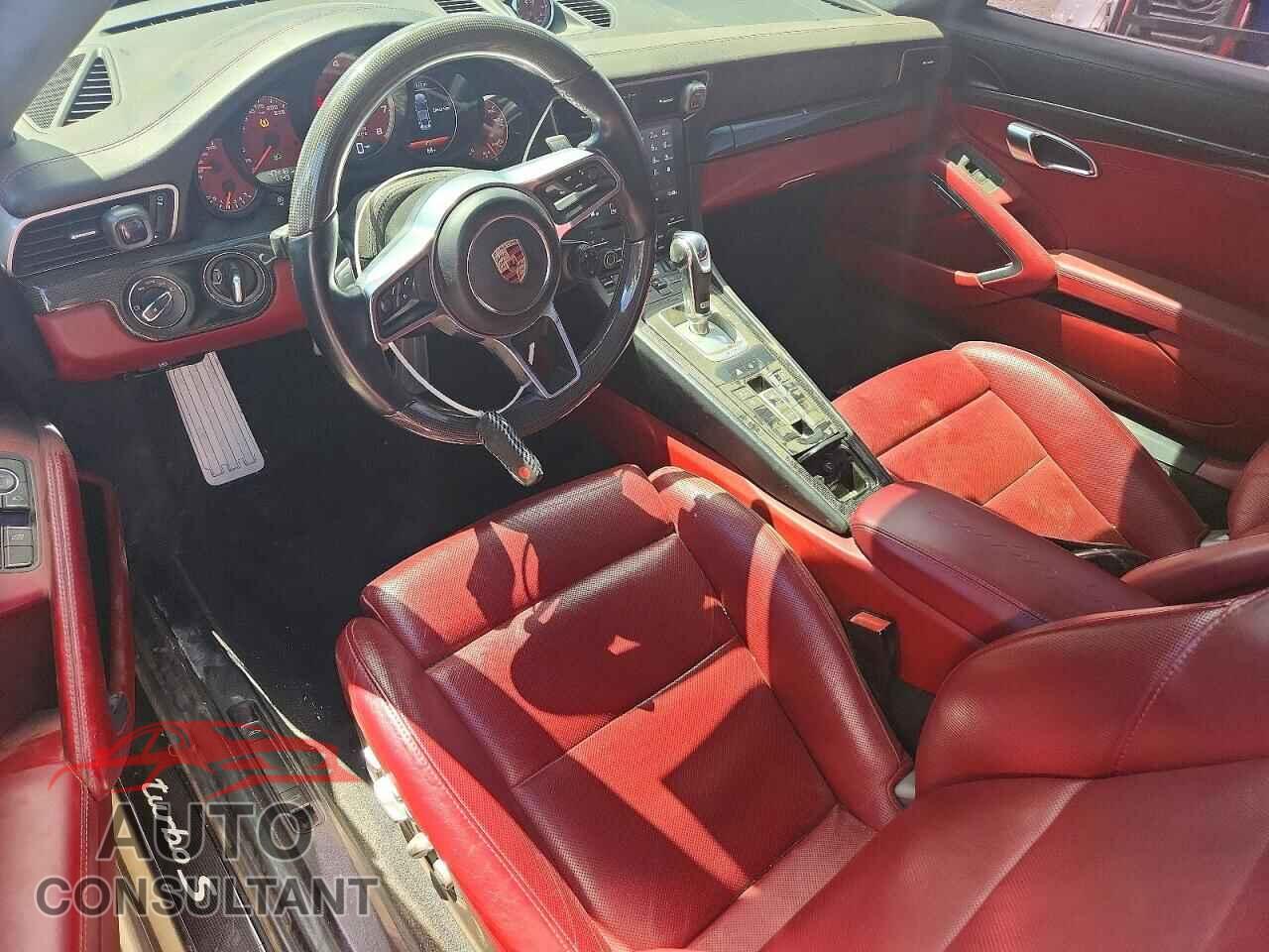PORSCHE 911 2017 - WP0AD2A99HS166860