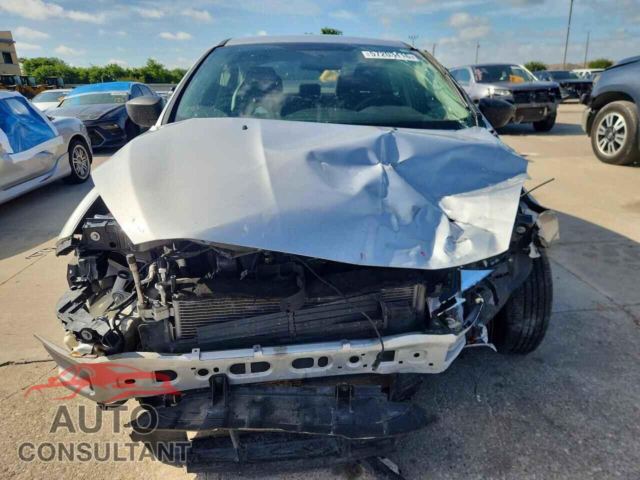 FORD FOCUS 2017 - 1FADP3E23HL204526
