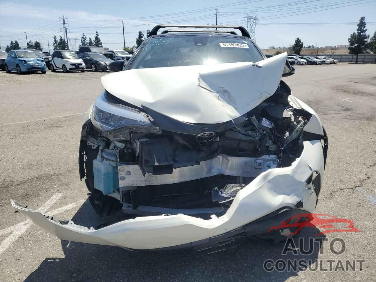 TOYOTA C-HR 2020 - JTNKHMBX0L1067730