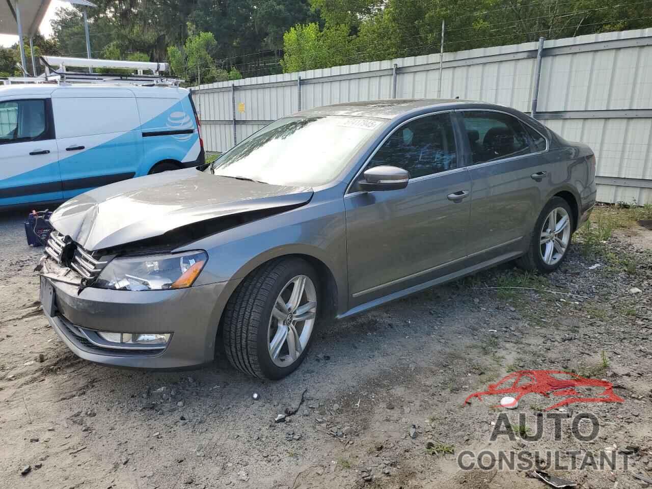 VOLKSWAGEN PASSAT 2013 - 1VWCN7A35DC010489
