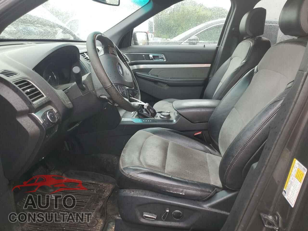 FORD EXPLORER 2017 - 1FM5K8D80HGA52905