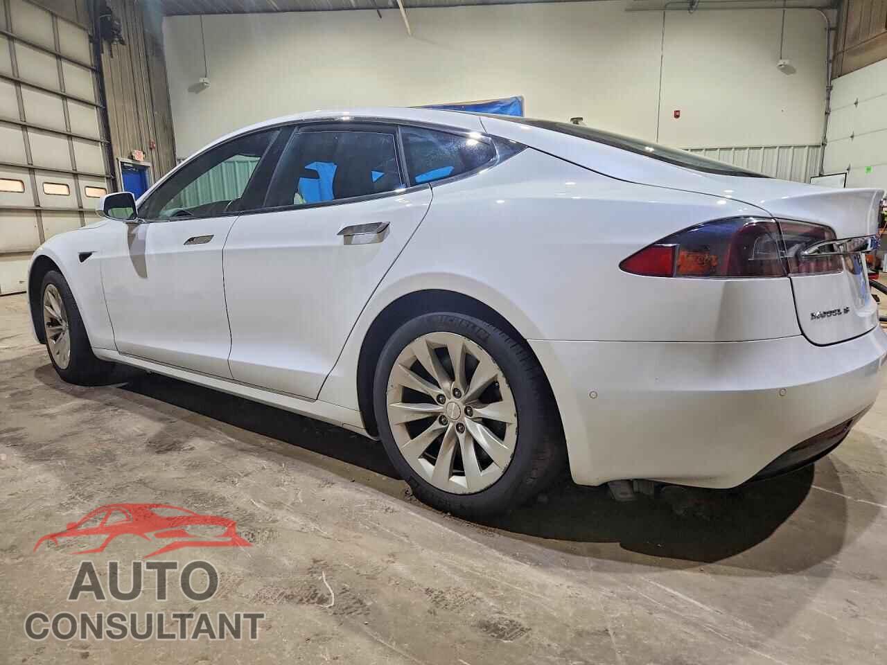 TESLA MODEL S 2017 - 5YJSA1E26HF217023