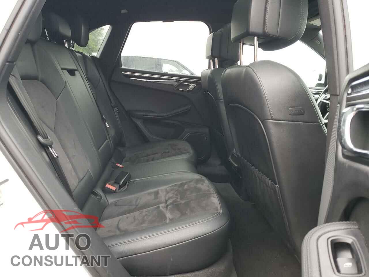 PORSCHE MACAN 2015 - WP1AB2A59FLB54426